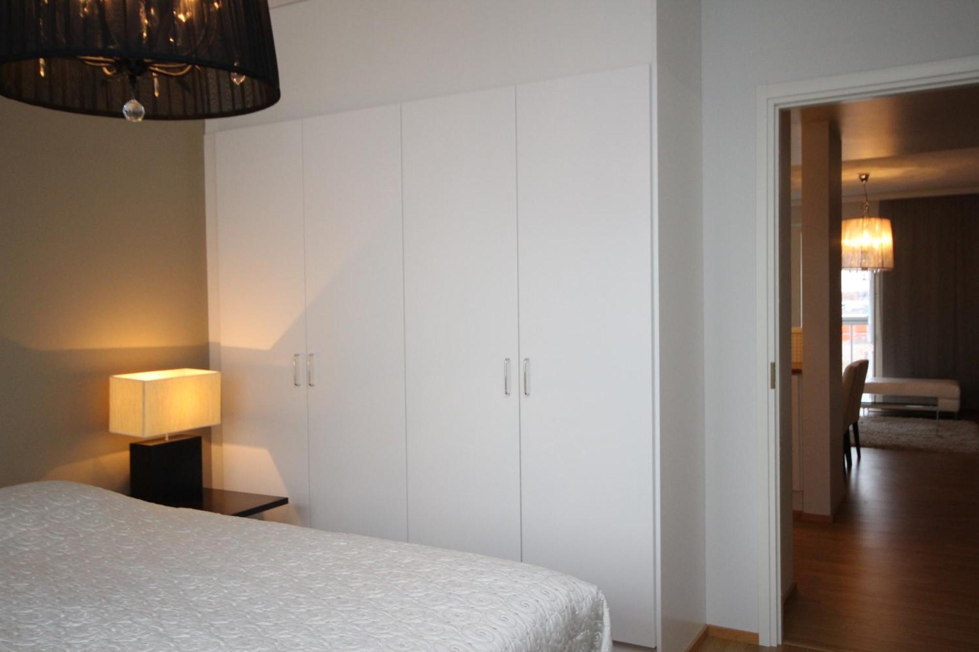 Gella Canalside Apartments With Sauna And Balcony In Address Saukonpaadenranta 4 ヘルシンキ 部屋 写真
