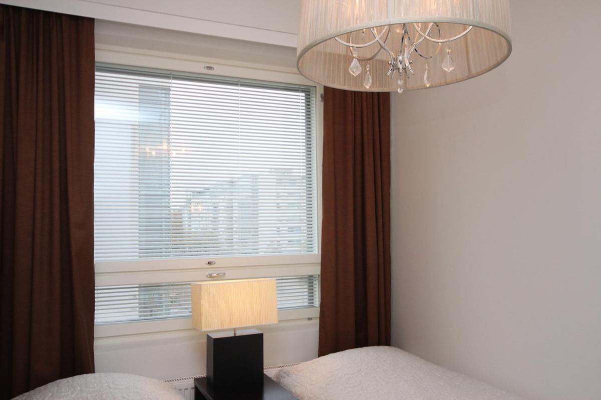 Gella Canalside Apartments With Sauna And Balcony In Address Saukonpaadenranta 4 ヘルシンキ エクステリア 写真