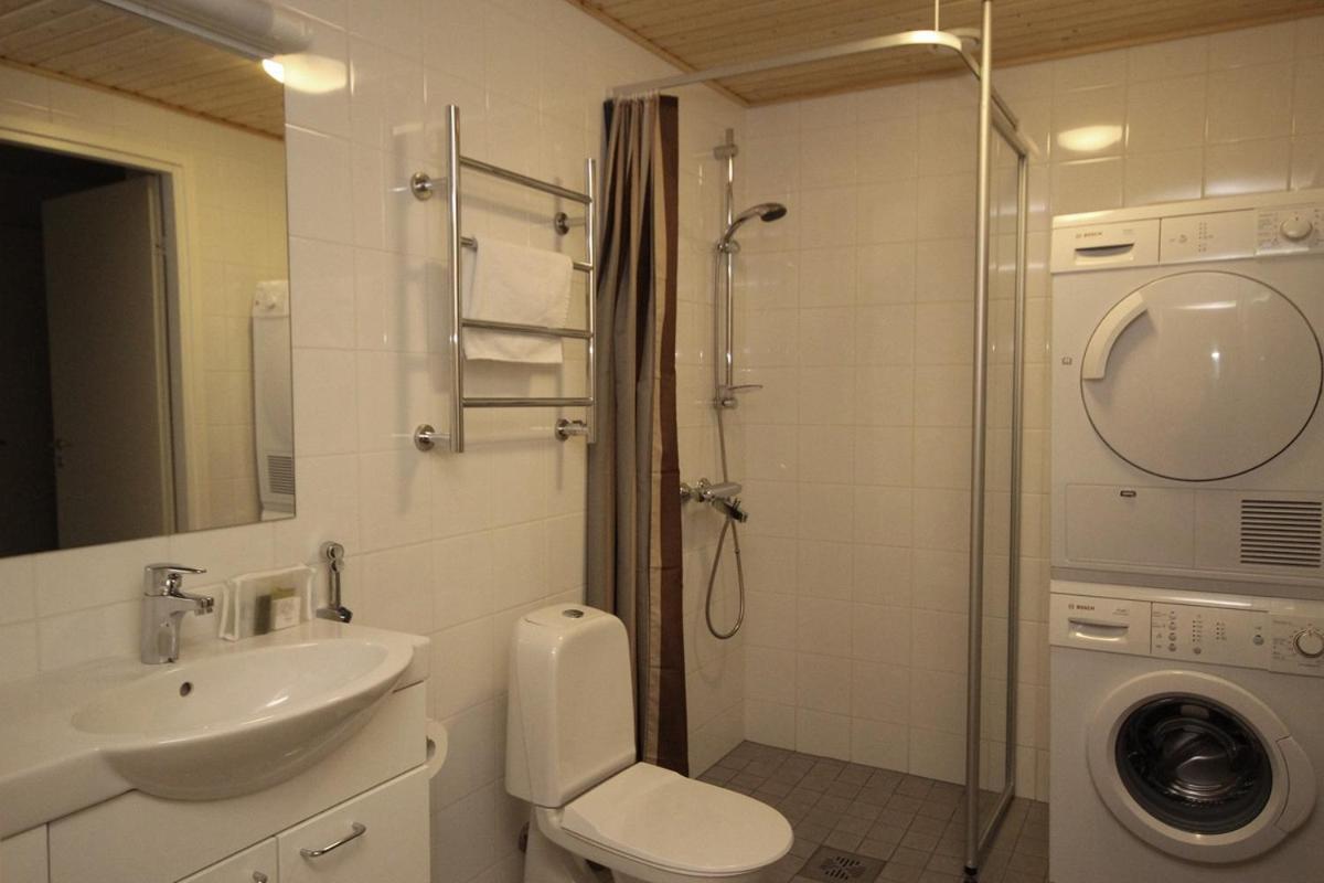 Gella Canalside Apartments With Sauna And Balcony In Address Saukonpaadenranta 4 ヘルシンキ エクステリア 写真
