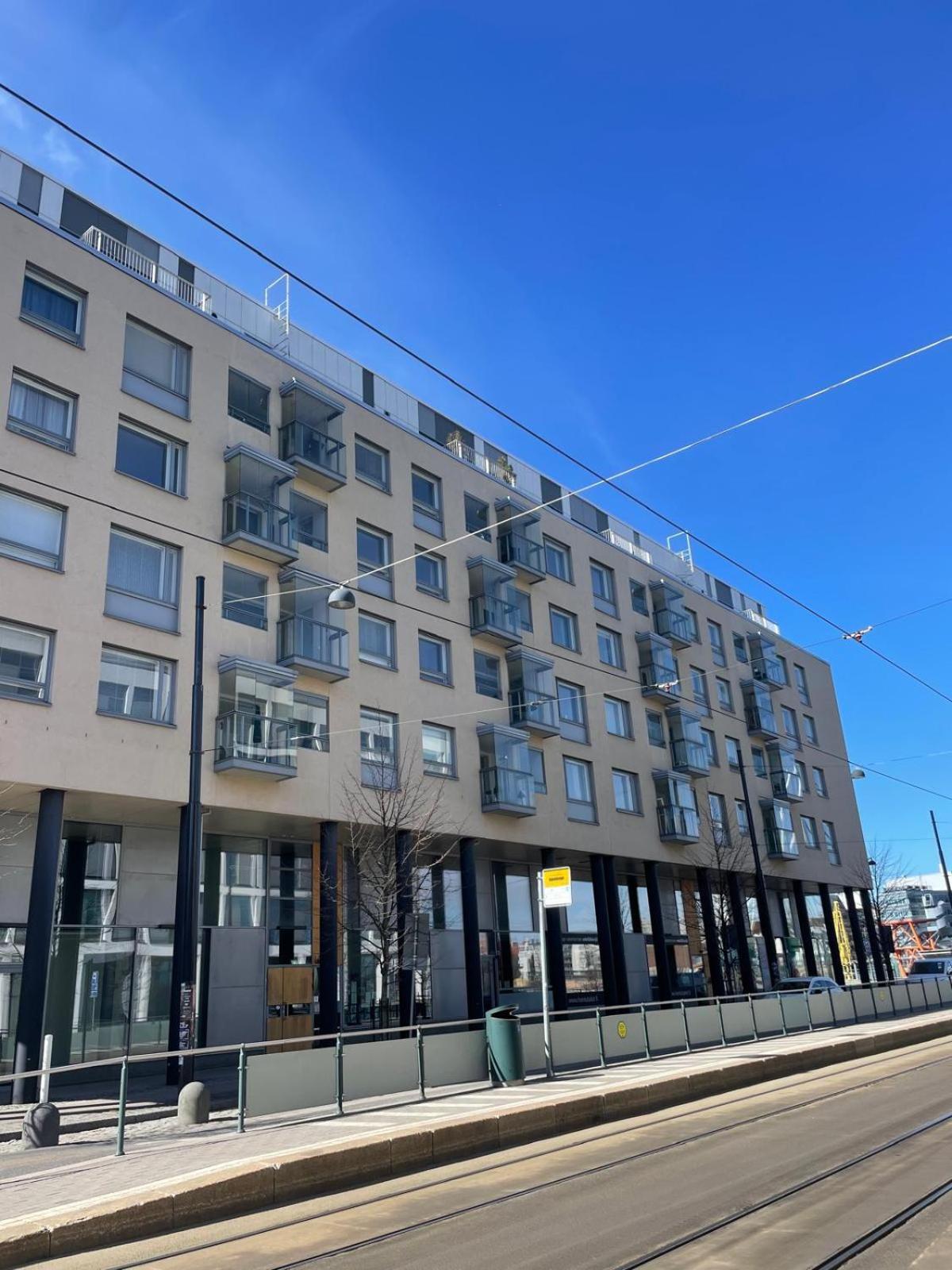 Gella Canalside Apartments With Sauna And Balcony In Address Saukonpaadenranta 4 ヘルシンキ エクステリア 写真