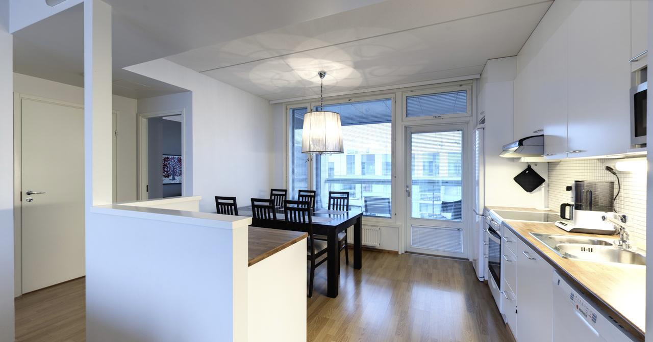 Gella Canalside Apartments With Sauna And Balcony In Address Saukonpaadenranta 4 ヘルシンキ エクステリア 写真